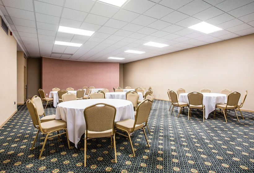 Hotel Quality Inn & Suites Airpark East   | Greensboro | North Carolina | United States 3