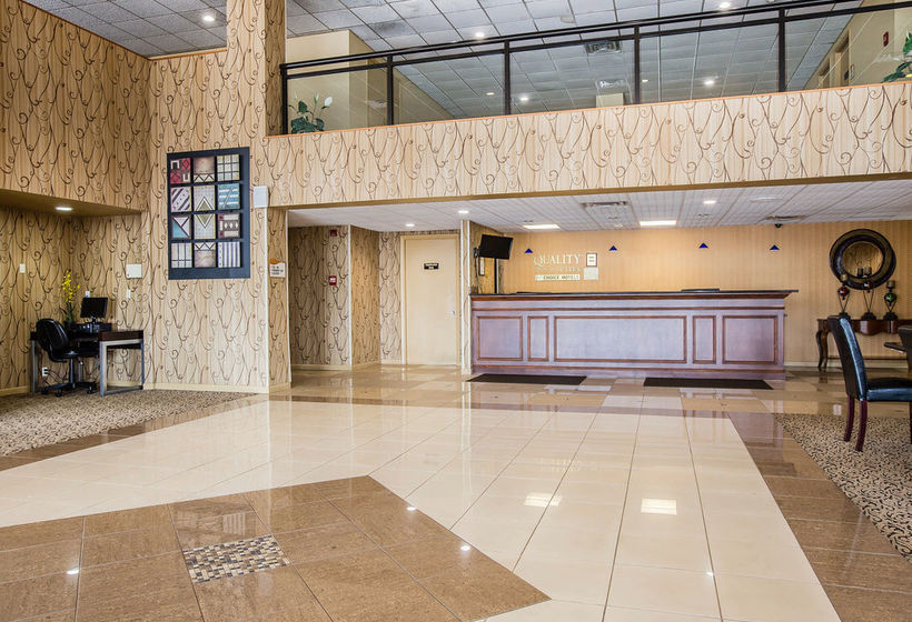 Hotel Quality Inn & Suites Airpark East   | Greensboro | North Carolina | United States 8