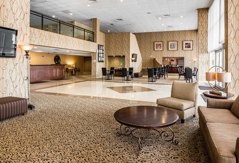 Hotel Quality Inn & Suites Airpark East   | Greensboro | North Carolina | United States 9