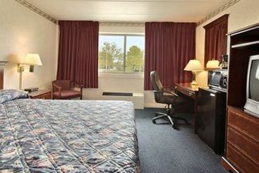 Hotel Days Inn & Suites Columbus East Airport  | Reynoldsburg | Ohio | Hotel negli Stati Uniti 2
