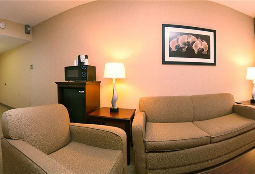 Hotel Comfort Inn & Suites  | Paramus | New Jersey | United States 10