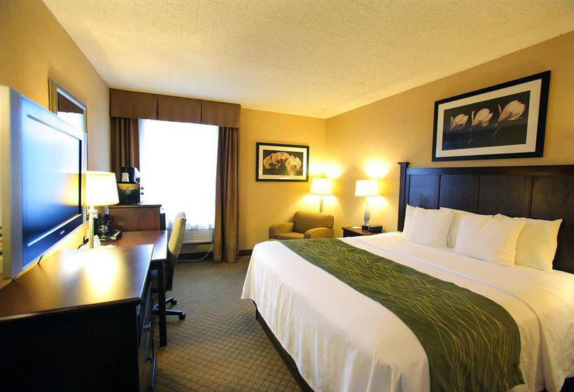 Hotel Comfort Inn & Suites  | Paramus | New Jersey | United States 17