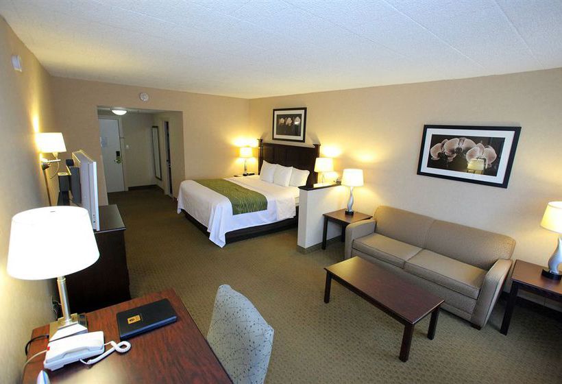 Hotel Comfort Inn & Suites  | Paramus | New Jersey | United States 8