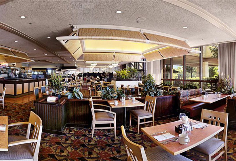 Red Lion Hotel on the River Jantzen Beach Portland  | Portland | Oregon | United States 15