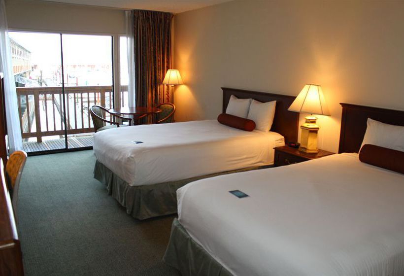 Hotel Astoria Riverwalk Inn  | Astoria | Oregon | United States 15