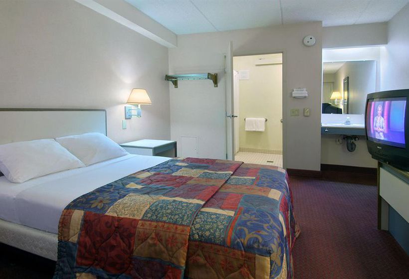 Hotel Red Roof Inn Nashville North  | Goodlettsville | Tennessee | United States 2