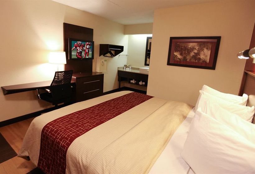 Hotel Red Roof PLUS+ Secaucus Meadowlands  | Secaucus | New Jersey | United States 11