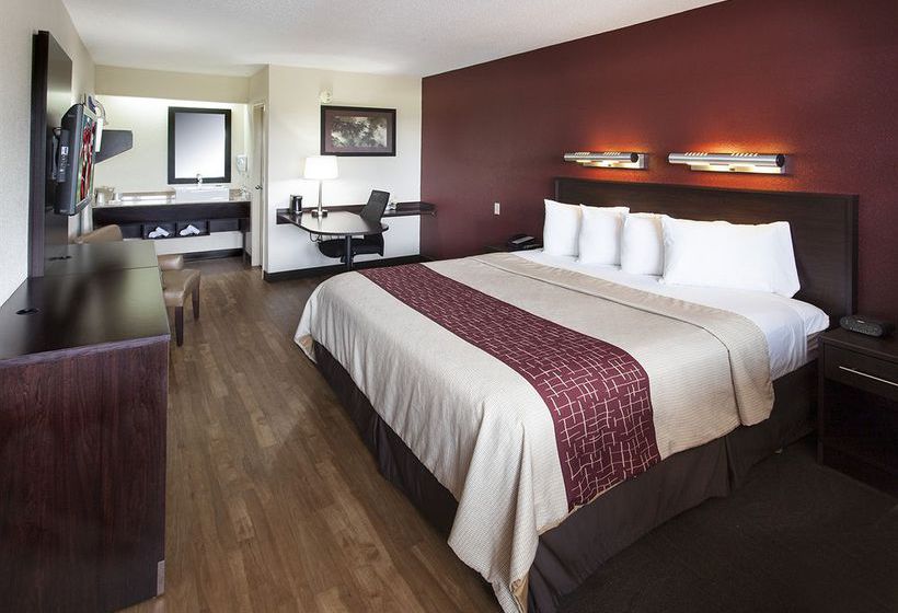 Hotel Red Roof PLUS+ Secaucus Meadowlands  | Secaucus | New Jersey | United States 13