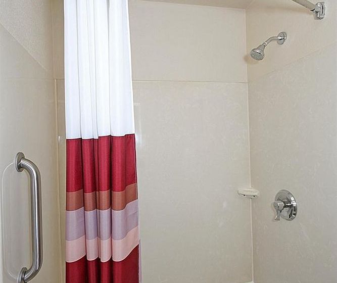 Hotel Red Roof Inn Airport  | Greensboro | North Carolina | United States 7