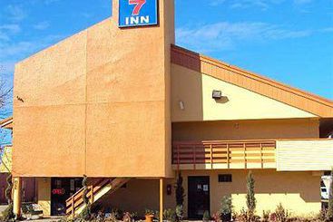 Hotel Super 7 Inn Dallas  | Dallas | Texas | United States 4