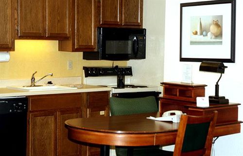 Residence Hawthorn Suites by Wyndham Akron    | Akron | Ohio | United States 3