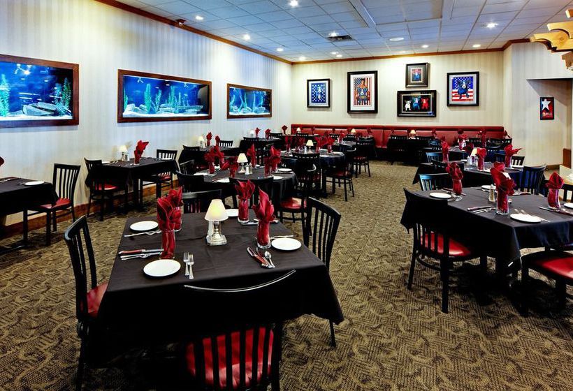 Wyndham Riverfront Little Rock hotel  | North Little Rock | Arkansas | United States 5