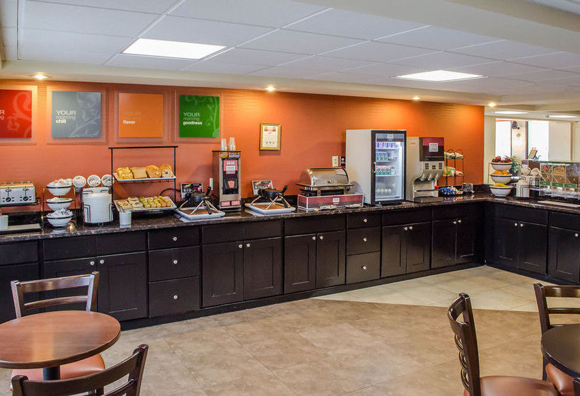 Hotel Comfort Inn Riverfront  | Harrisburg | Pennsylvania | United States 8