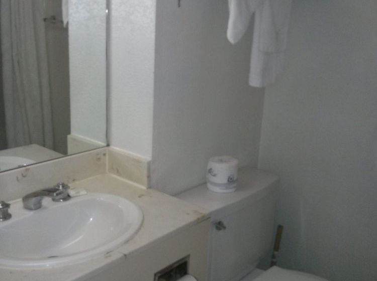 Valustay Inn & Suites Hotel  | Pueblo | Colorado | United States 16