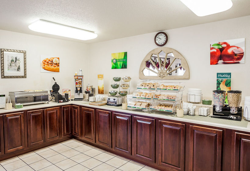 Hotel Quality Inn & Suites  