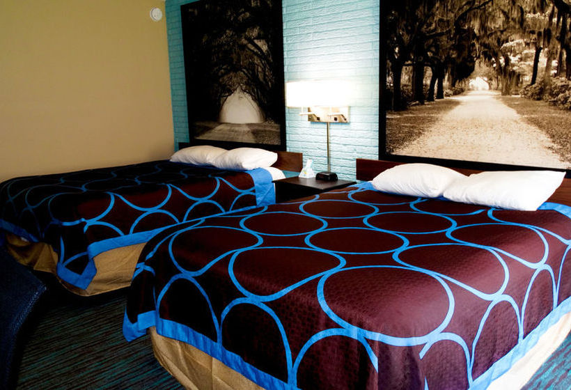 Hotel Super 8 Richmond Hill  | Richmond Hill | Georgia | United States 9