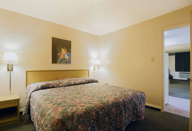 Hotel Royal Suites Lewisville Texas