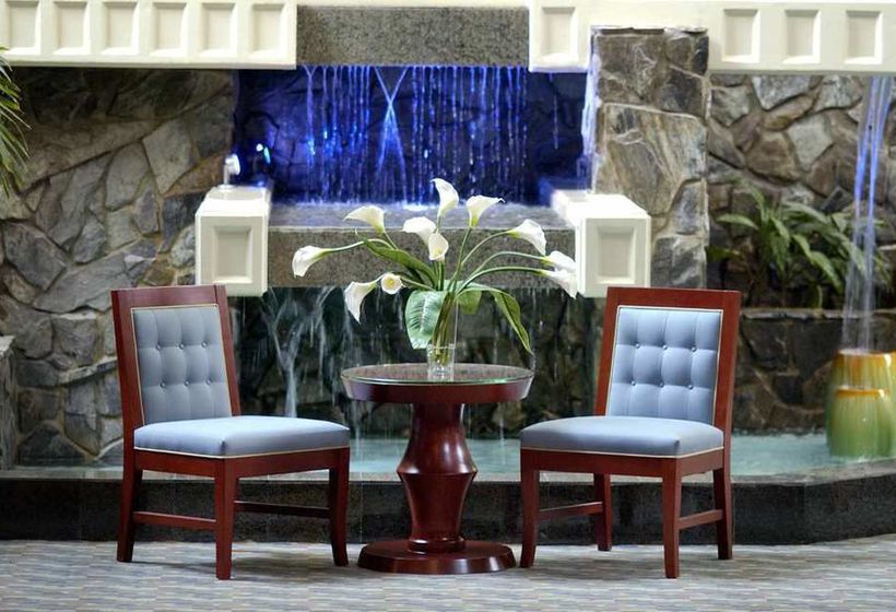 DoubleTree by Hilton Hotel Augusta Augusta