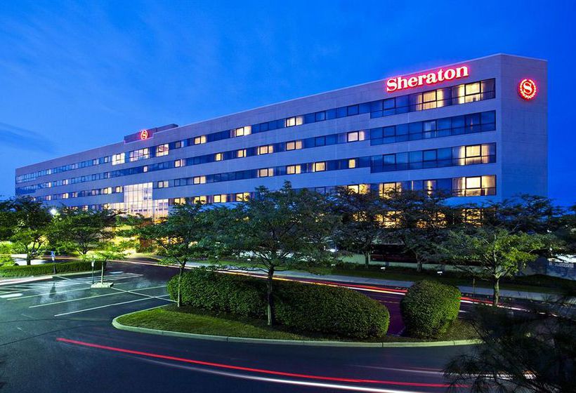 Sheraton Eatontown Hotel 