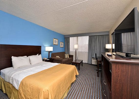 Clarion Hotel & Convention Center  | Cedar Rapids | Iowa | United States 1