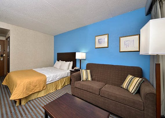 Clarion Hotel & Convention Center  | Cedar Rapids | Iowa | United States 2