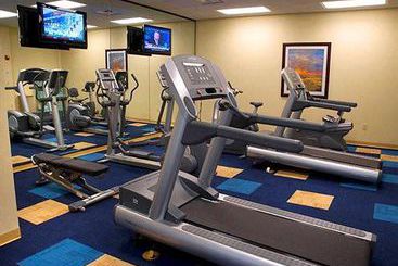 Hotel Courtyard Canton  | Canton | Ohio | Estados Unidos 3