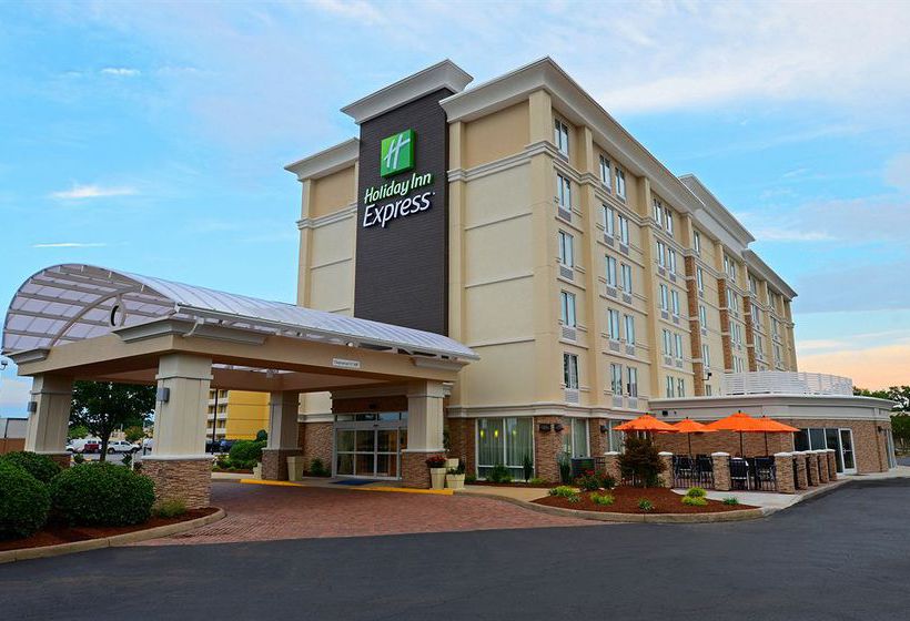Hotel Holiday Inn Express Hampton - Coliseum Central