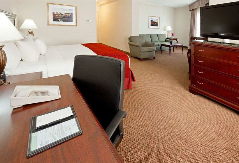 Doubletree Hotel Boston Milford  