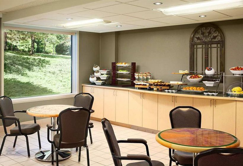 Hilton Stamford Hotel & Executive Meeting Center  | Stamford | Connecticut | United States 7