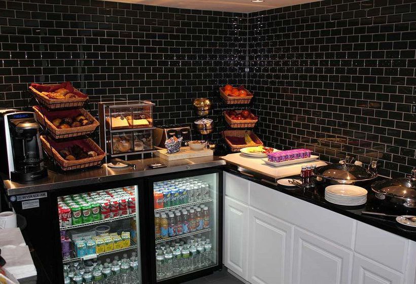 DoubleTree by Hilton Hotel Portland, ME  | Portland | Maine | United States 20