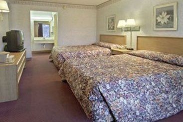 Hotel Super 8 Longview  | Longview | Texas | United States 3