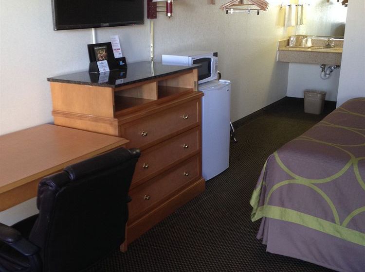 Hotel Super 8 Manasses  | Manassas | Virginia | United States 1