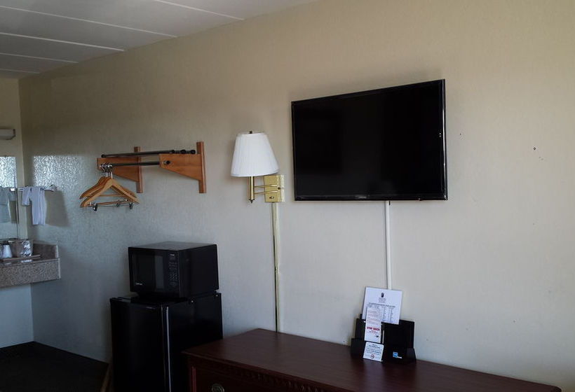 Hotel Super 8 Manasses  | Manassas | Virginia | United States 4