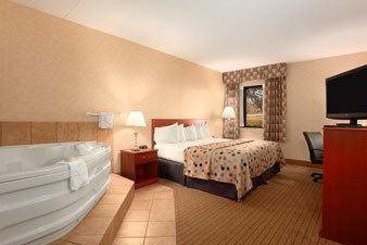 Hotel Jameson Inn Elkhart  | Elkhart | Indiana | United States 1