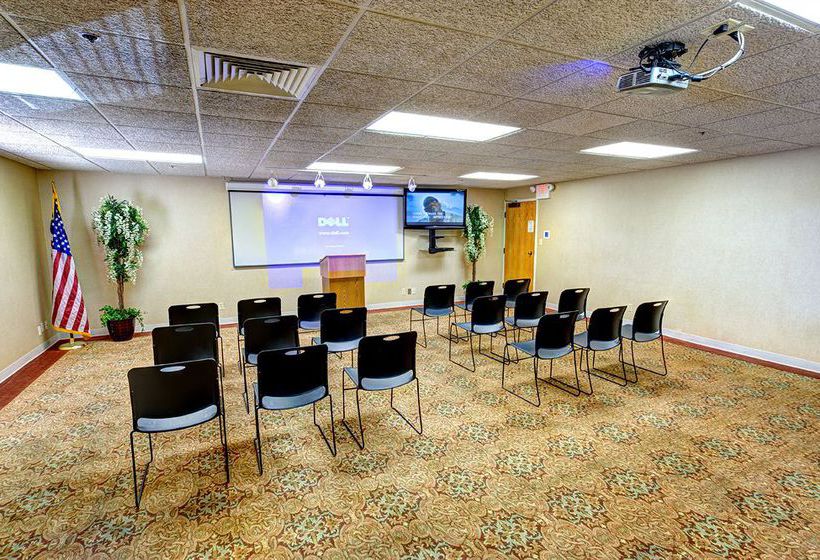 Hotel Livinn Suites Sharonville  | Sharonville | Ohio | United States 3