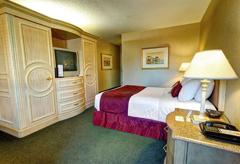 Hotel Livinn Suites Sharonville  | Sharonville | Ohio | United States 6
