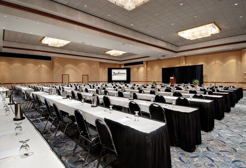 Radisson Hotel at Star Plaza  | Merrillville | Indiana | United States 11