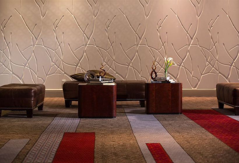 Renaissance Austin Hotel 