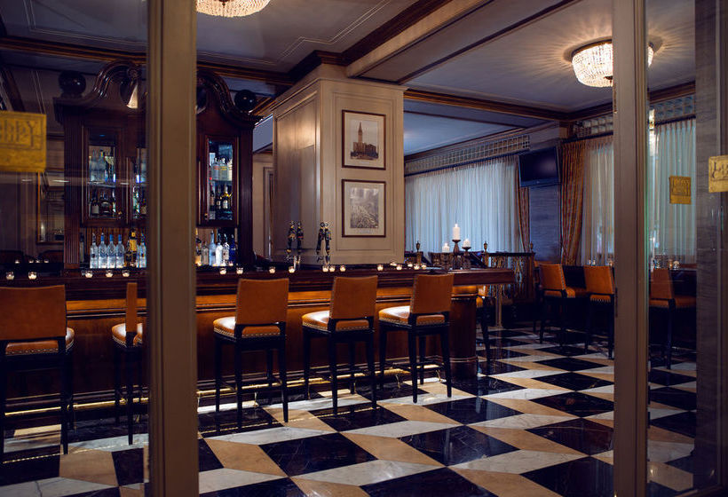 Renaissance Cleveland Hotel  | Cleveland | Ohio | United States 6