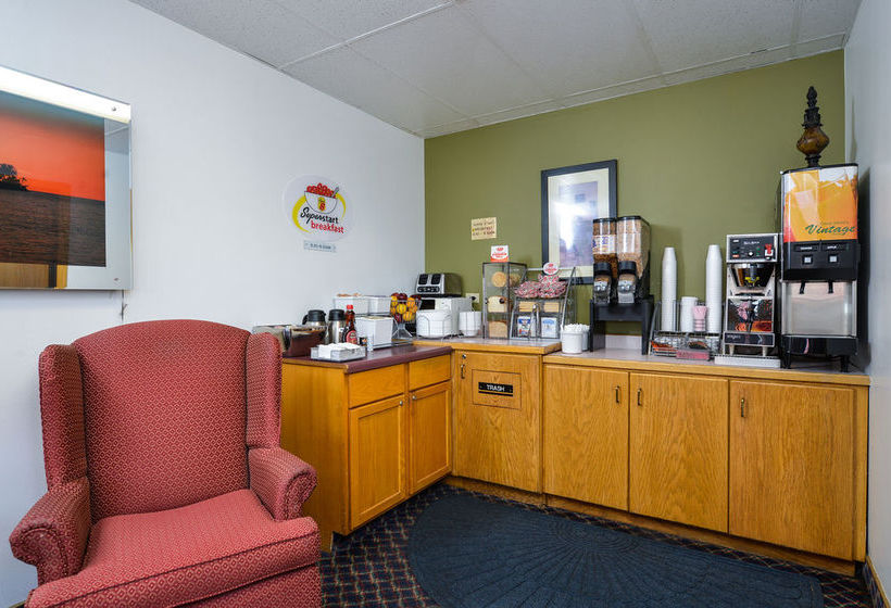Super 8 Motel Minot  | Minot | North Dakota | United States 7