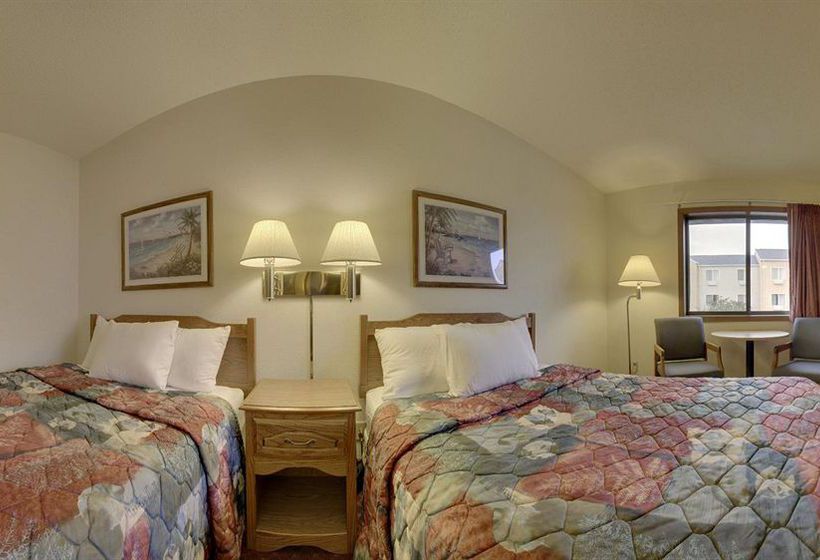 Motel Super 8 Green Bay Airport Stadium  | Green Bay | Wisconsin | United States 4