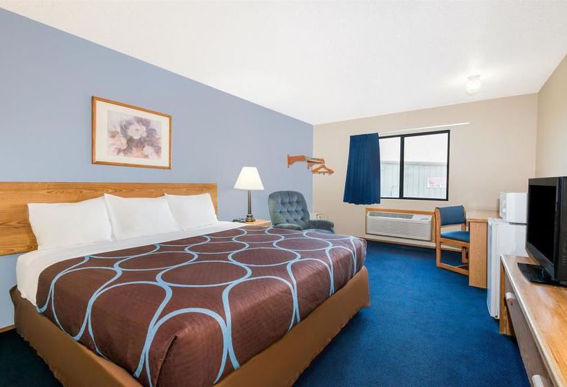 Motel Super 8 Hays KS  | Hays | Kansas | United States 14