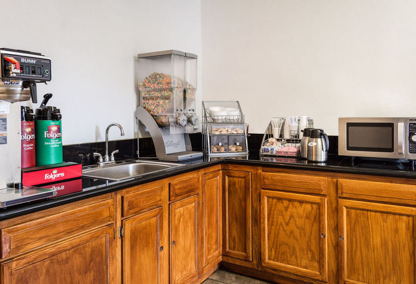 Hotel Rodeway Inn Norfolk Norfolk Virginia