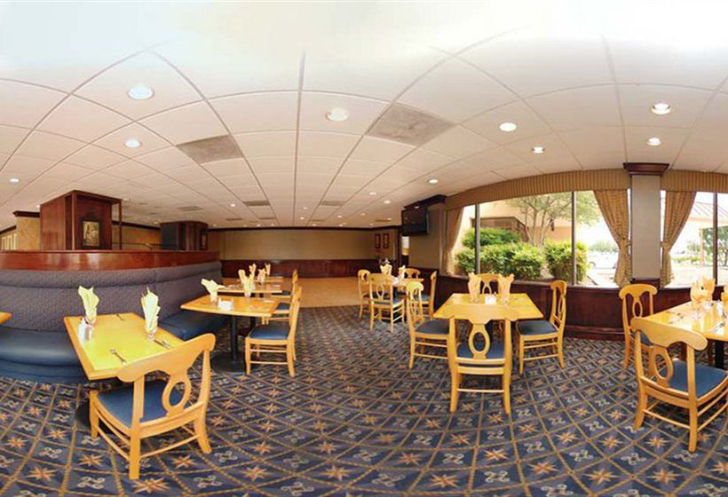 Love Field Hotel & Suites  | Dallas | Texas | United States 1