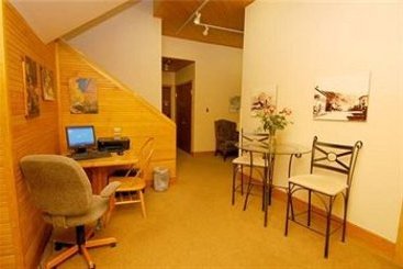 Independence Square Hotel  | Aspen | Colorado | United States 14