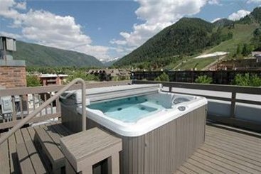 Independence Square Hotel  | Aspen | Colorado | United States 18