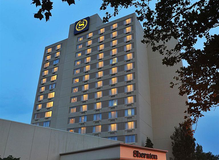 Sheraton Bucks County Hotel 