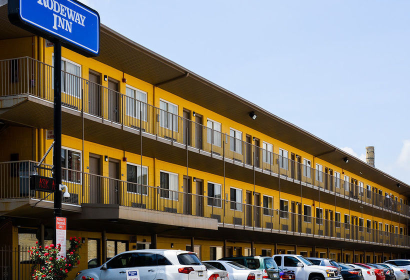 Hotel Rodeway Inn York  | York | Pennsylvania | United States 4