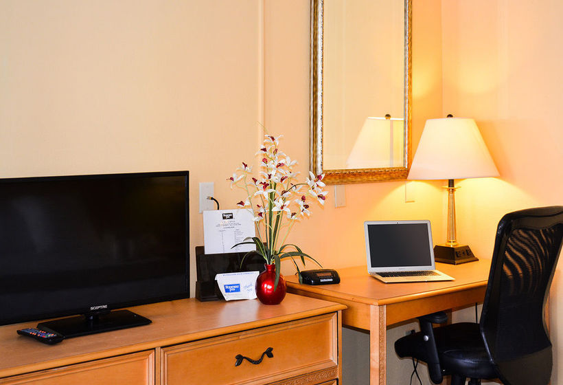 Hotel Rodeway Inn York  | York | Pennsylvania | United States 5