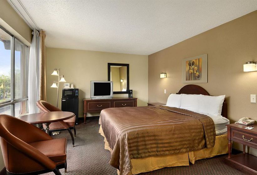 Hotel Travelodge Seattle University  | Seattle | Washington | United States 2